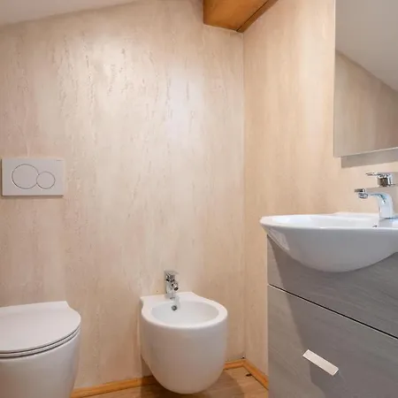 度假居 Nice In With 2 Bedrooms And Wifi *